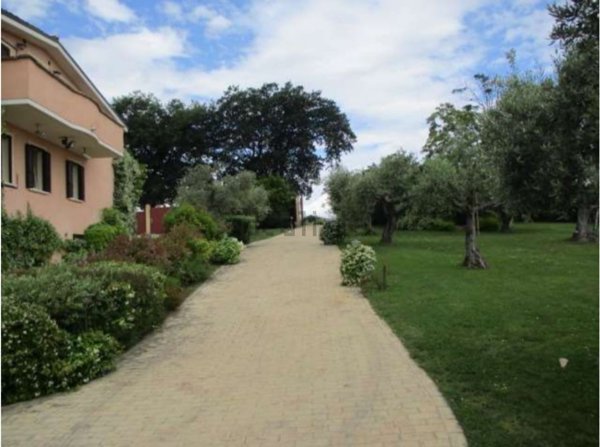 casa indipendente in vendita a Cepagatti