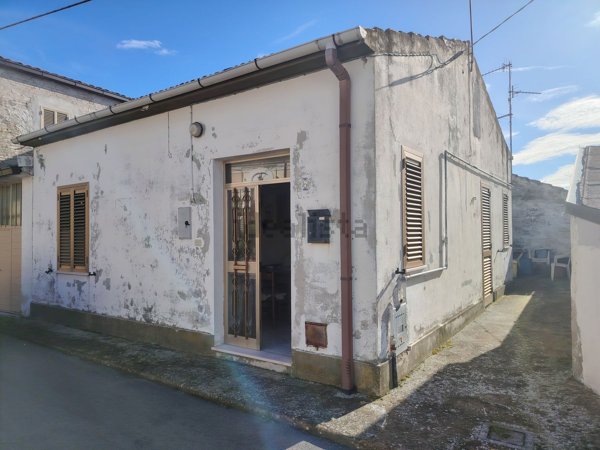 appartamento in vendita a Cepagatti in zona Rapattoni Vecchio
