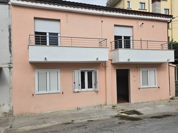 appartamento in vendita a Cepagatti in zona Villanova