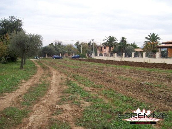 terreno edificabile in vendita a Cepagatti in zona Tre Croci