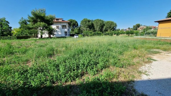 terreno edificabile in vendita a Cepagatti in zona Sant'Agata