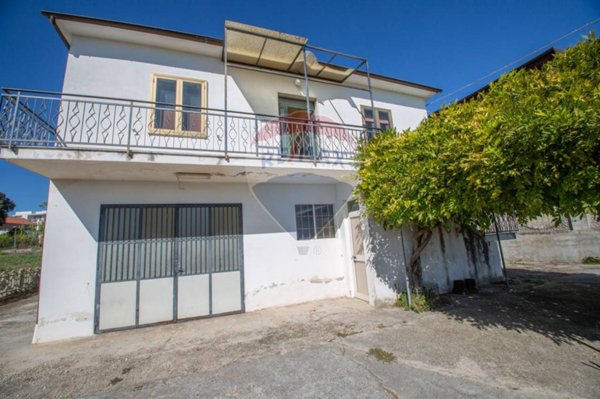 casa indipendente in vendita a Cepagatti in zona Rapattoni Vecchio