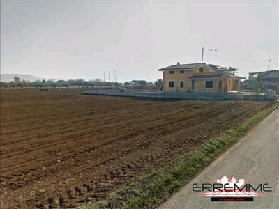 terreno in vendita a Cepagatti in zona Tre Croci