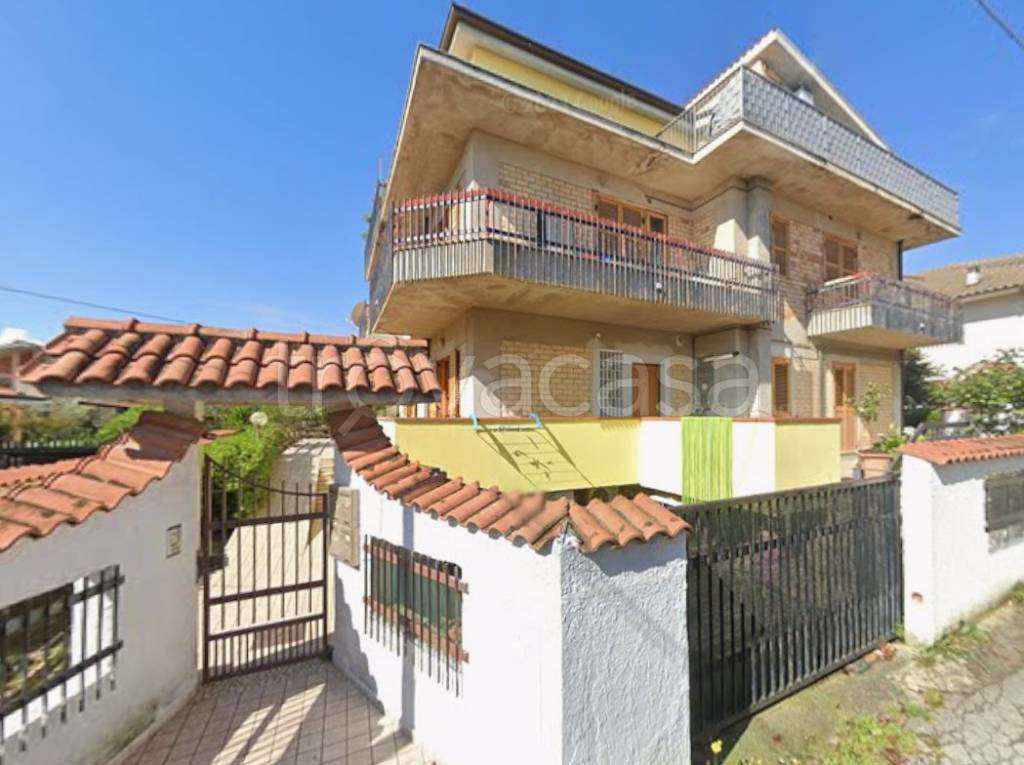 appartamento in vendita a Cepagatti in zona Rapattoni Vecchio