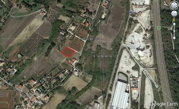 terreno in vendita a Cepagatti