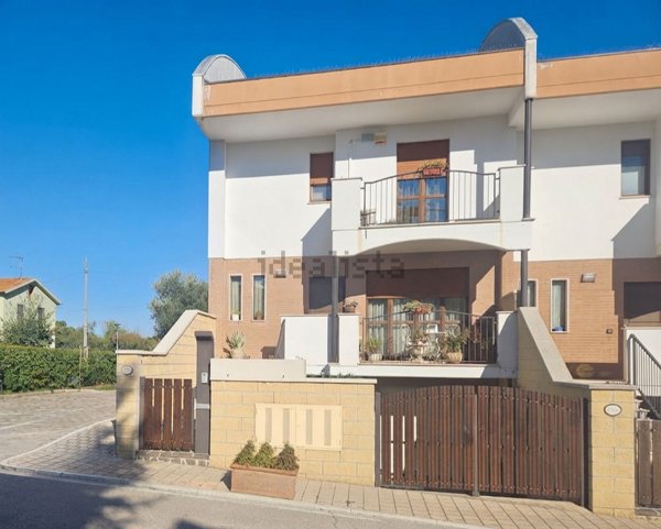 casa indipendente in vendita a Cepagatti