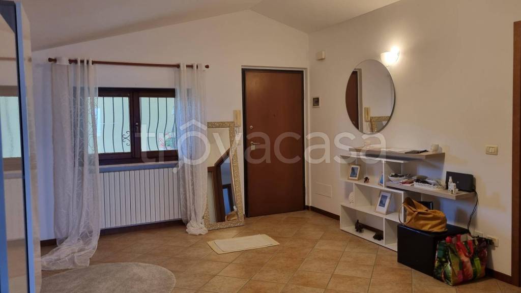 appartamento in vendita a Città Sant'Angelo in zona Crocifisso