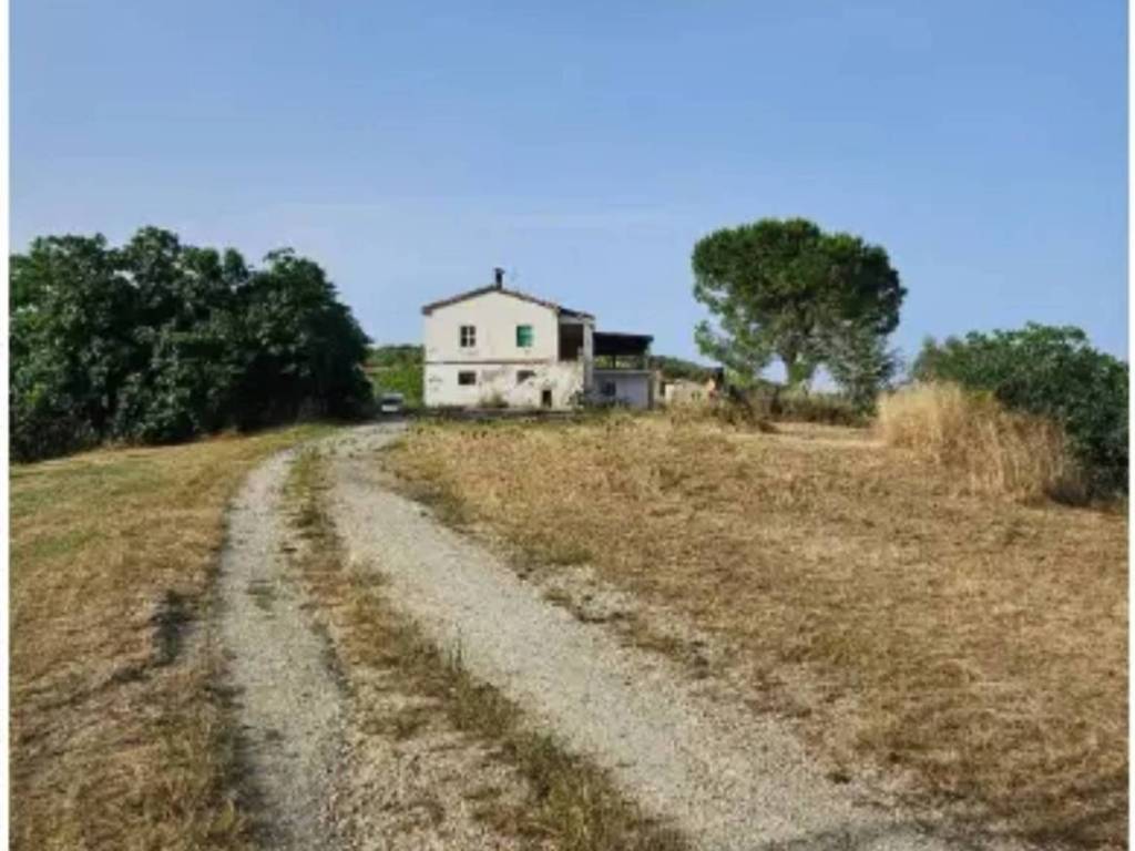 casa indipendente in vendita a Città Sant'Angelo