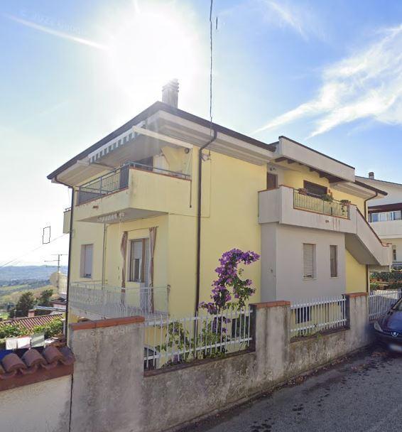 appartamento in vendita a Città Sant'Angelo