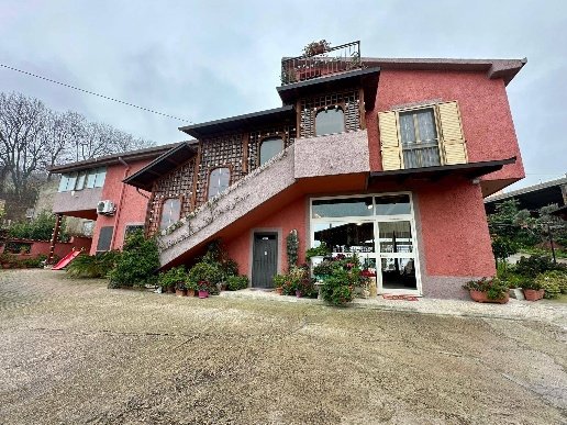 casa indipendente in vendita a Città Sant'Angelo