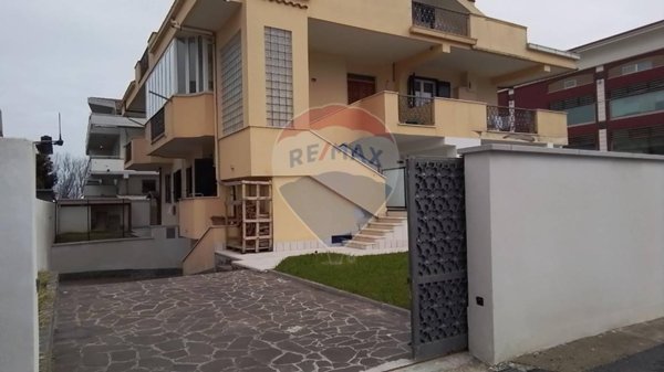 appartamento in vendita a Città Sant'Angelo