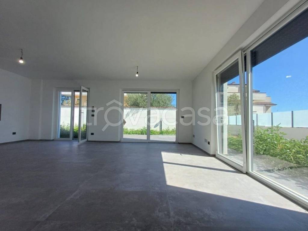 casa indipendente in vendita a Città Sant'Angelo