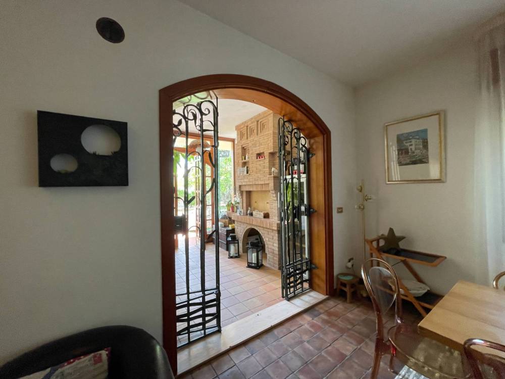 casa indipendente in vendita a Città Sant'Angelo