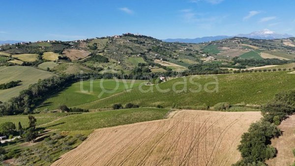 casa indipendente in vendita a Città Sant'Angelo