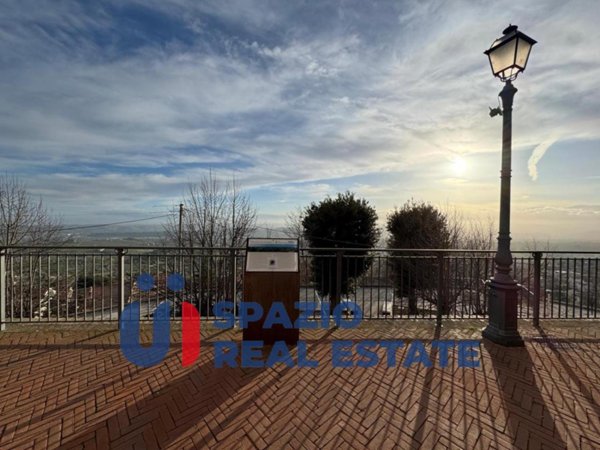 casa indipendente in vendita a Città Sant'Angelo