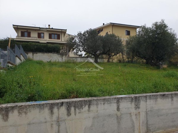 appartamento in vendita a Città Sant'Angelo in zona Madonna della Pace