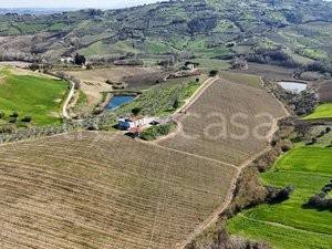 casa indipendente in vendita a Città Sant'Angelo