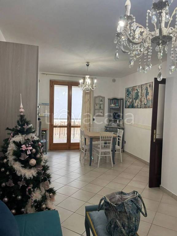 appartamento in vendita a Città Sant'Angelo in zona Fonte Umano