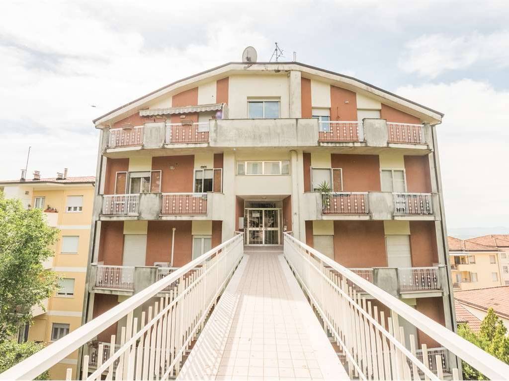 appartamento in vendita a Città Sant'Angelo