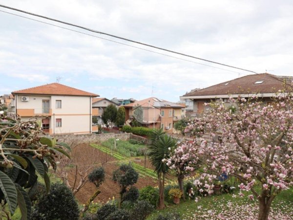 casa semindipendente in vendita a Città Sant'Angelo in zona San Martino