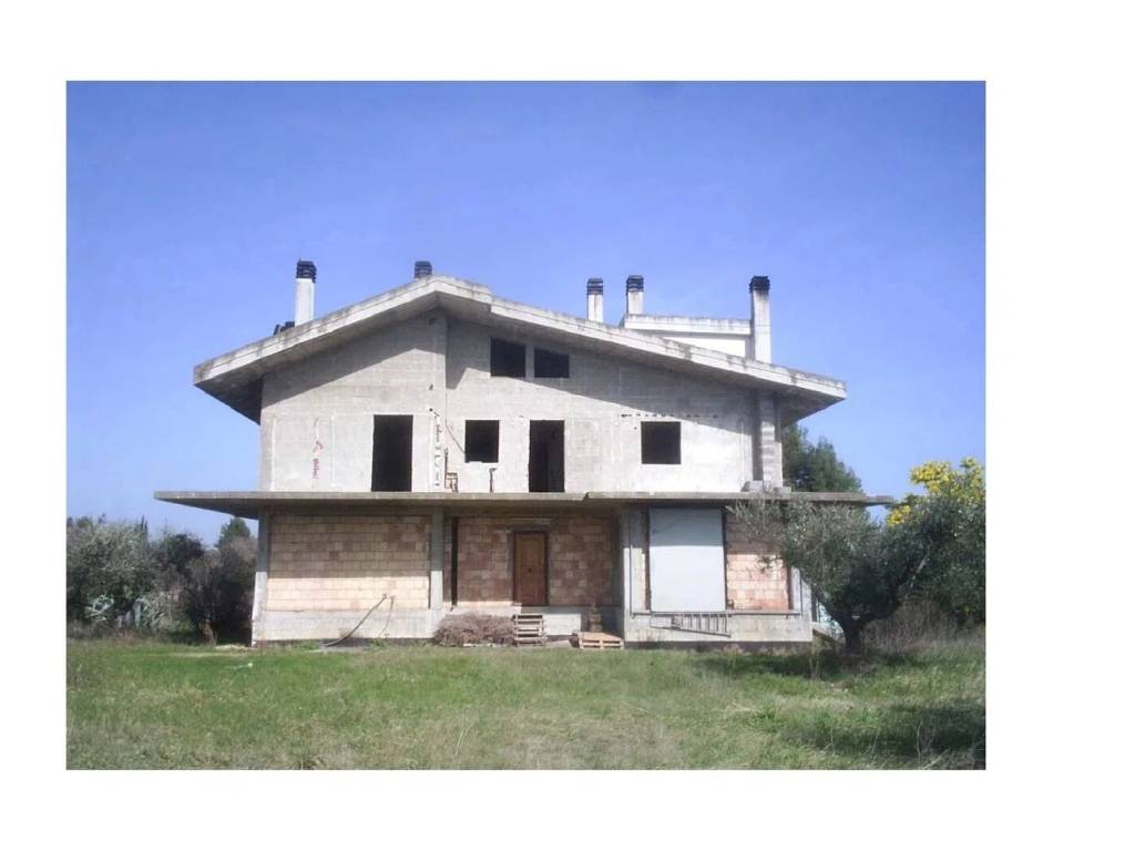 casa indipendente in vendita a Città Sant'Angelo