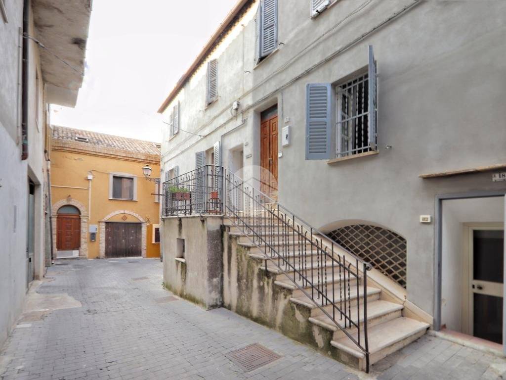 appartamento in vendita a Città Sant'Angelo