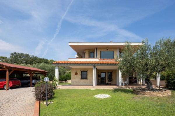 casa indipendente in vendita a Città Sant'Angelo