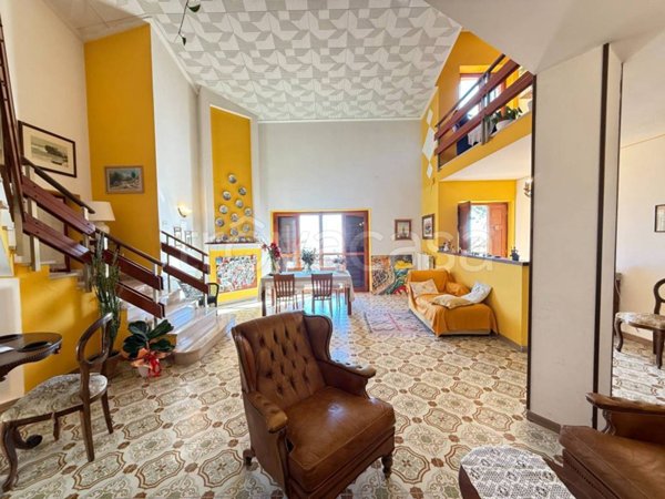 casa indipendente in vendita a Città Sant'Angelo