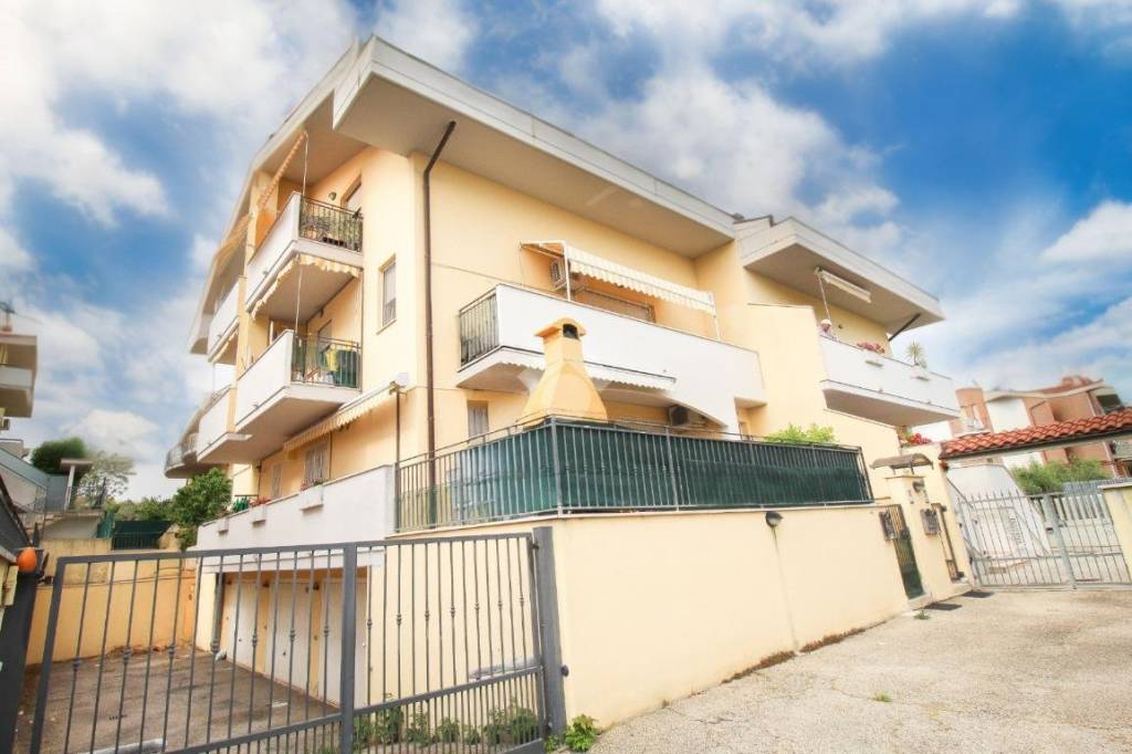appartamento in vendita a Città Sant'Angelo