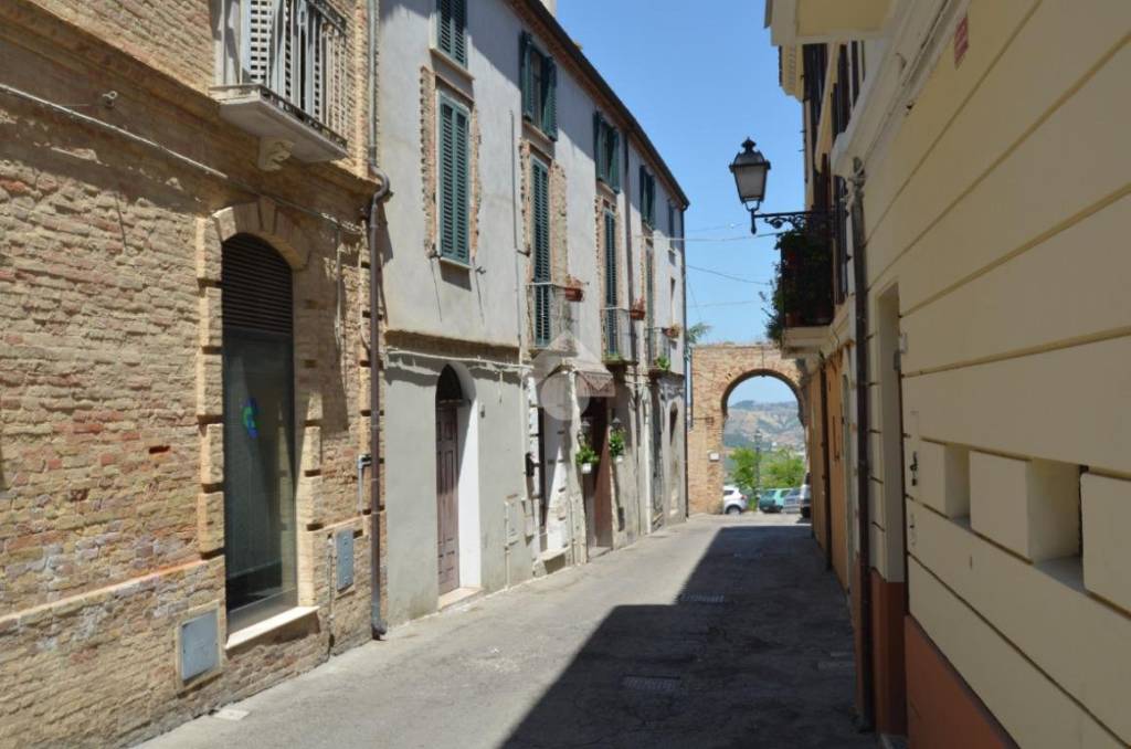 casa indipendente in vendita a Città Sant'Angelo