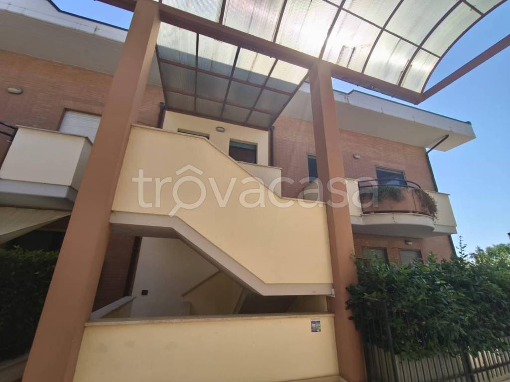 casa indipendente in vendita a Città Sant'Angelo