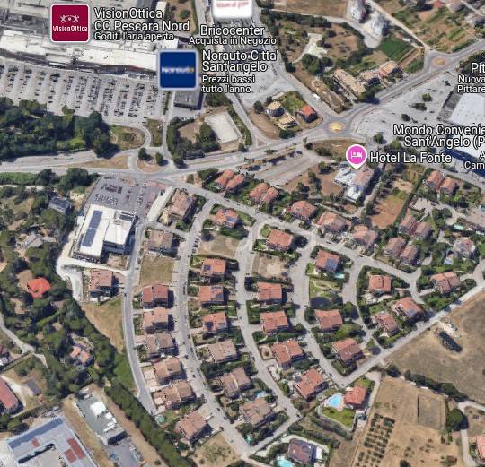 appartamento in vendita a Città Sant'Angelo in zona Fonte Umano