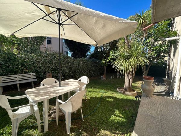 casa indipendente in vendita a Città Sant'Angelo in zona San Martino