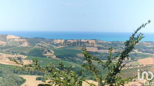 appartamento in vendita a Città Sant'Angelo