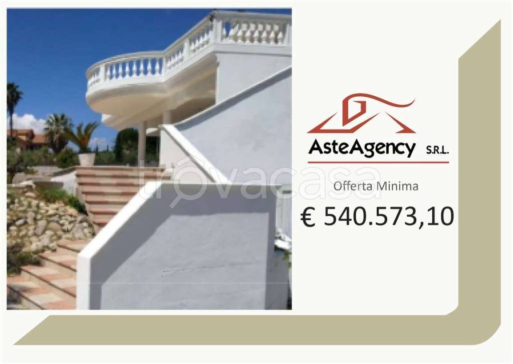 casa indipendente in vendita a Città Sant'Angelo in zona San Martino
