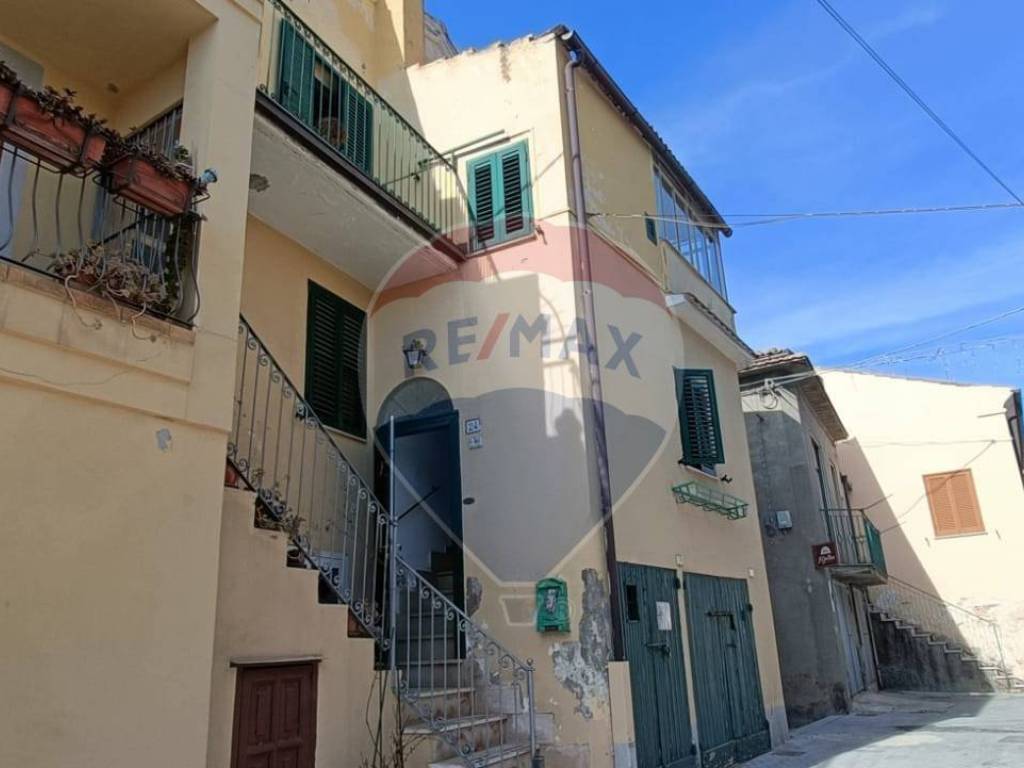 casa semindipendente in vendita a Città Sant'Angelo