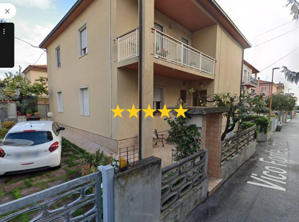 appartamento in vendita a Città Sant'Angelo in zona Fonte Umano