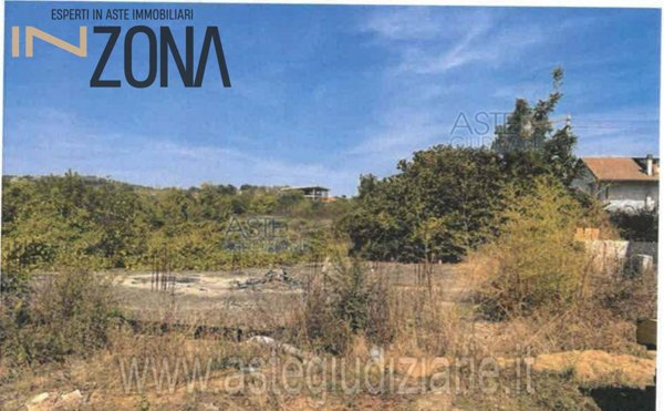 terreno edificabile in vendita a Città Sant'Angelo in zona San Martino