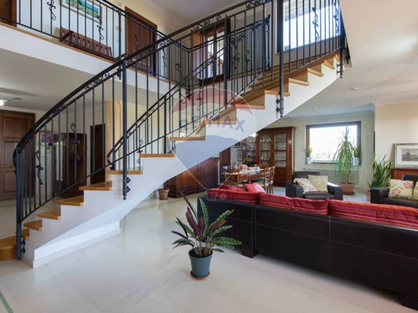 casa indipendente in vendita a Città Sant'Angelo