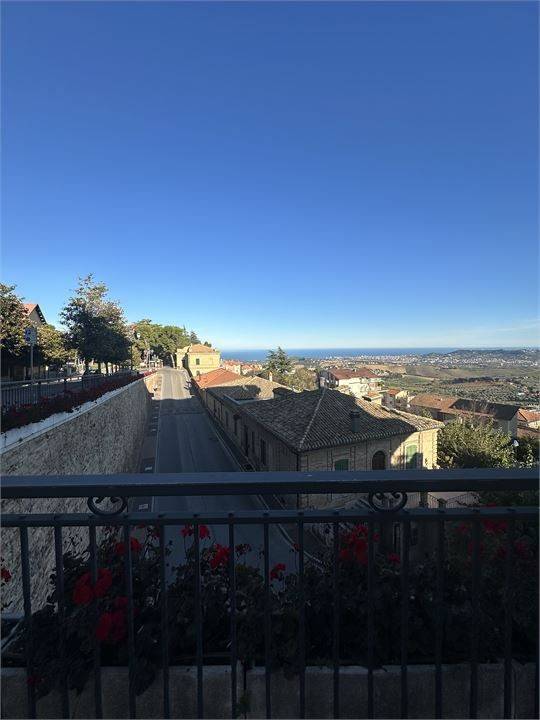 casa semindipendente in vendita a Città Sant'Angelo
