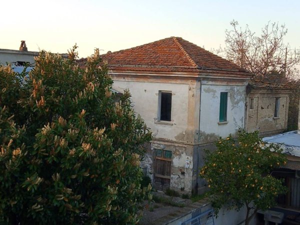 casa indipendente in vendita a Città Sant'Angelo