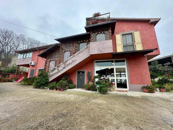 casa indipendente in vendita a Città Sant'Angelo