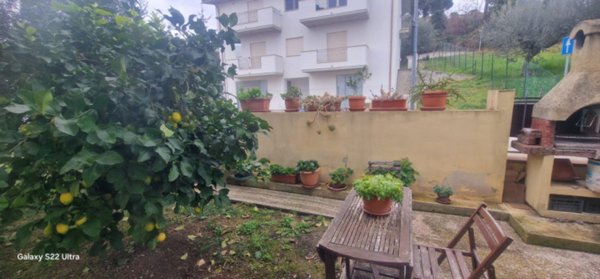 casa indipendente in vendita a Città Sant'Angelo