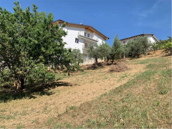 terreno edificabile in vendita a Città Sant'Angelo
