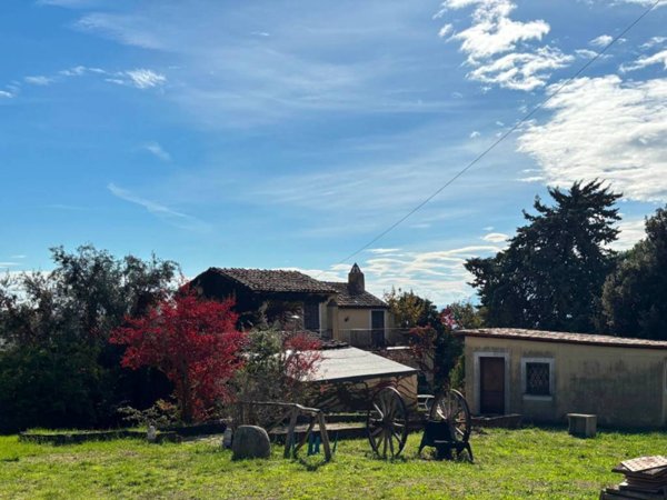 casa indipendente in vendita a Città Sant'Angelo