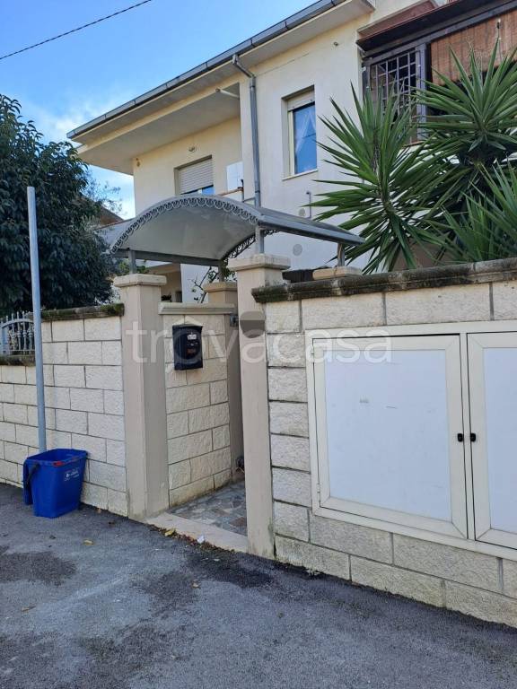 appartamento in vendita a Città Sant'Angelo