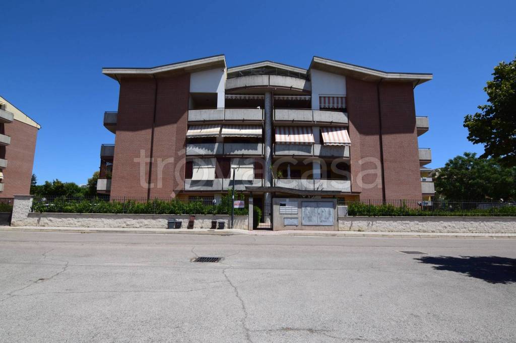 appartamento in vendita a Città Sant'Angelo