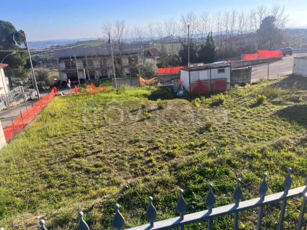 terreno edificabile in vendita a Città Sant'Angelo