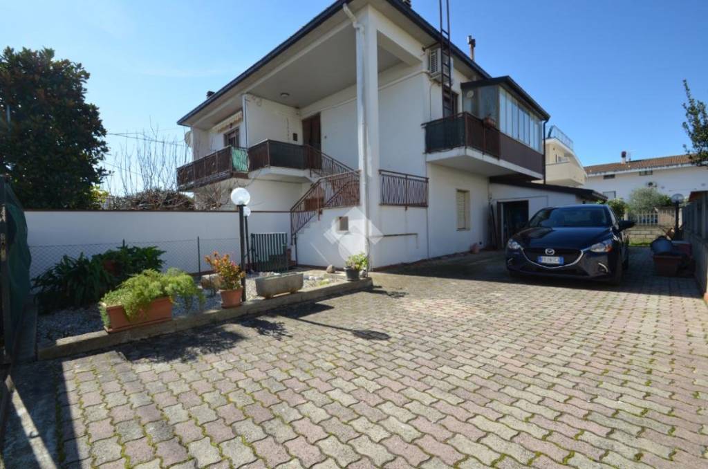 appartamento in vendita a Città Sant'Angelo