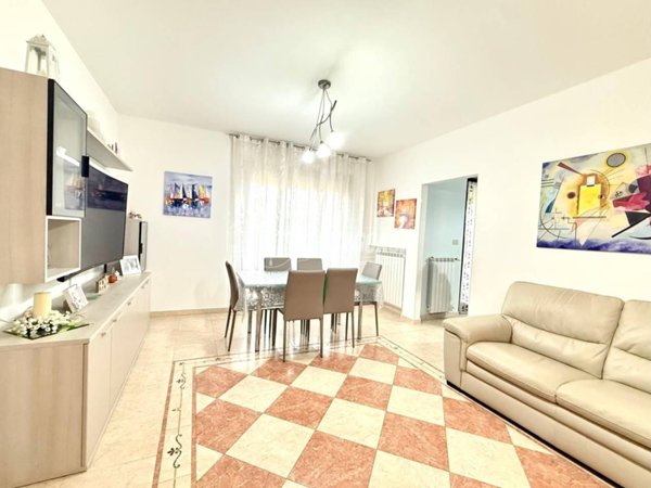 appartamento in vendita a Città Sant'Angelo in zona Fonte Umano